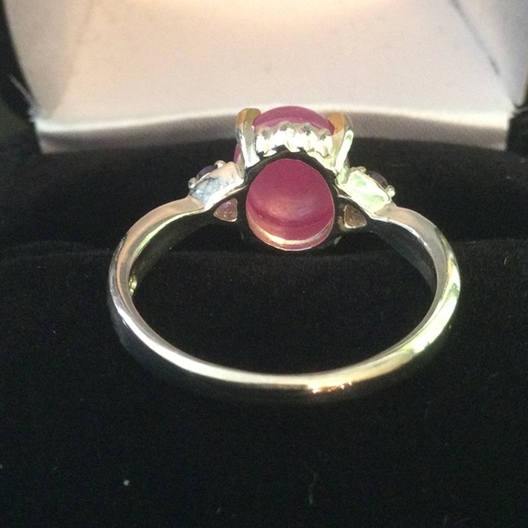 Genuine Ruby Cabochon Ring - Picture 7 of 9